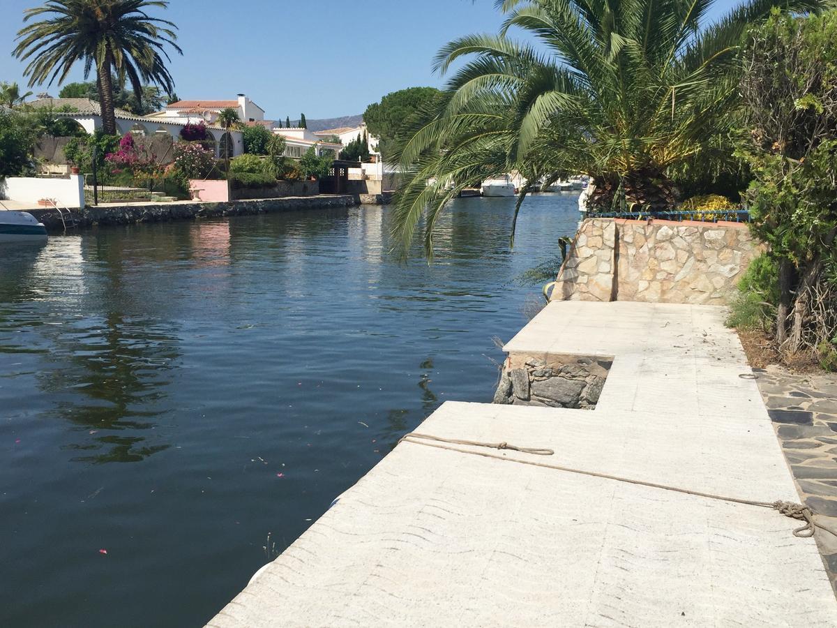Cap Ras 40 A Empuriabrava Exterior foto
