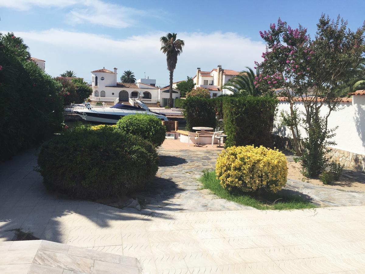 Cap Ras 40 A Empuriabrava Exterior foto
